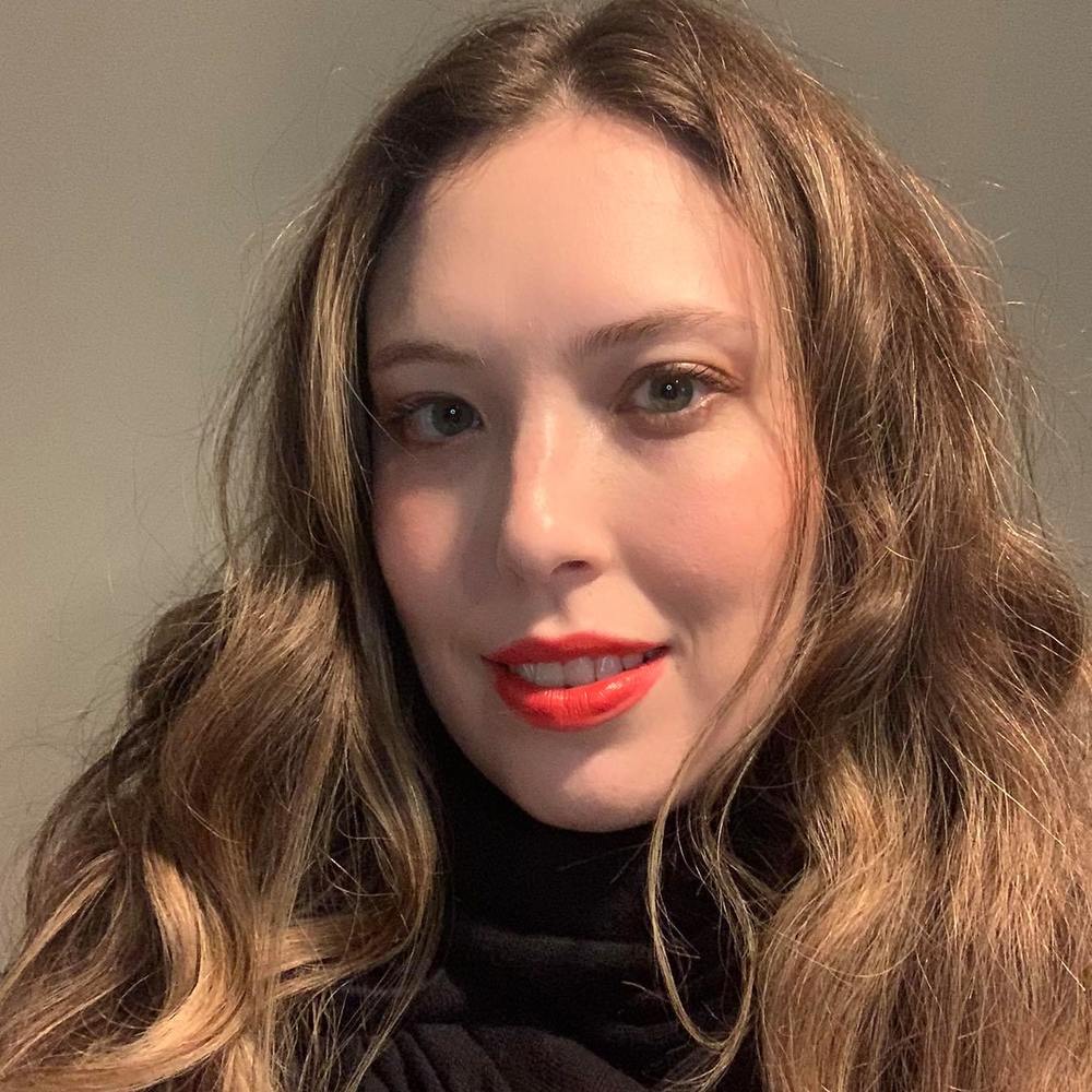 Meet your Posher, Nicole